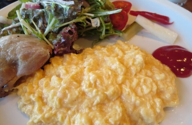 ホテルの朝食でも人気のスクランブルエッグ超えは？10～30代男女が「好きな卵料理」【第4位以下】の画像