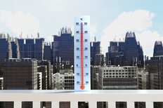 しっかり食べる、寝る、やっぱり“基本が大事”、40～50代男女が「夏バテ防止にやっていること」【トップ3】