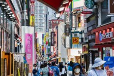 「韓国でオペをしてきたので抜糸をしてくれませんか？」“渡韓整形”ブームに形成外科医が感じる強烈違和感