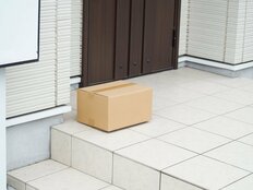 「置き配」が標準化される流れ…盗難・補償・安全対策に課題も