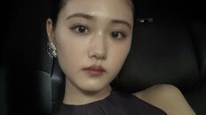 原菜乃華、“背中ほぼ全開”の黒ドレス姿で魅了「ギャップ萌え」「大人っぽいじゃなくてオトナ」