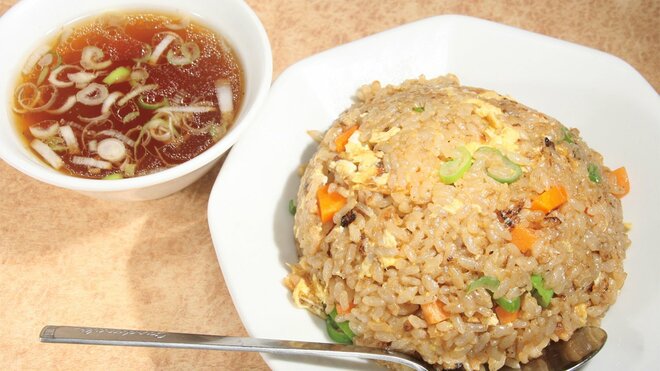 【東京・高田馬場】契約農家の米で作る“チャーハン”　「一番飯店」の米のおいしさが味わえる一皿の画像