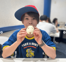 「絶世の美女オーラ」石川佳純＆高木菜那、USJ満喫姿に「豪華過ぎるやろ」の声！