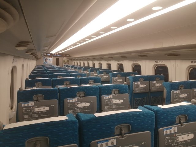 ゴールデンウィークには増加するかも、30～50代男女が「公共交通機関で見かけた迷惑な人」【トップ3】の画像