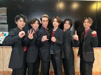 SixTONES、最新インタビューは社長派閥「圏外」の証明!?「なにわ男子とは違う」“情報共有ナシ＆使用NG”社内設備エピソード！