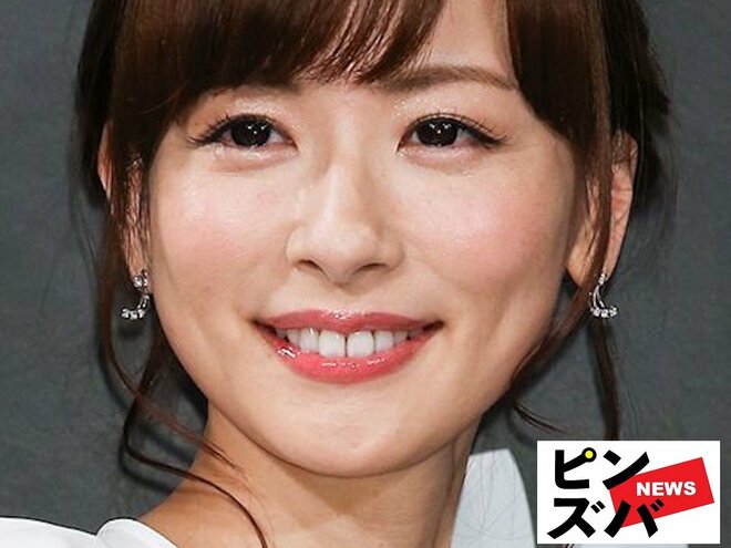 「脚細っ」皆藤愛子39歳、ノースリ＆ミニボトム姿がまるでお人形のよう！「モデルに転職したのかな!?」の声もの画像