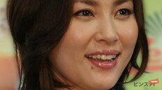 「驚異の50歳美女」ランキング、瀬戸朝香を抑えた「ナチュラルなきれいさがある」のは【第4位以下】