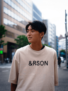 「シンプルにイケメンすぎ」中学生YouTuberちょんまげ小僧メンバーの成長した姿がM-1王者・たくろうの赤木に激似と話題