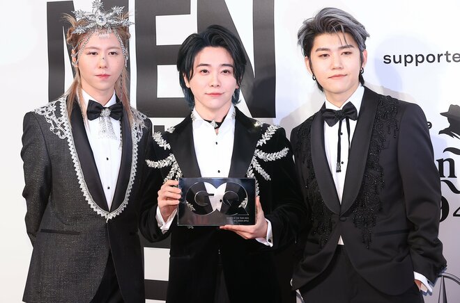 「後ろに…怖い」ミセス公式“線香花火チャレンジ”動画が沸騰「情報量が多い」の画像