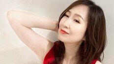 「目のやり場に困ります」森口博子、破壊力抜群のピンクドレス姿が沸騰　58歳美魔女ビジュも本人は「無整形」公言