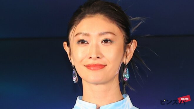 「座るの可哀想」「うちもやりまーす」山田優が公開、オリジナル“ぬいぐるみチェア”に意見真っ二つの画像