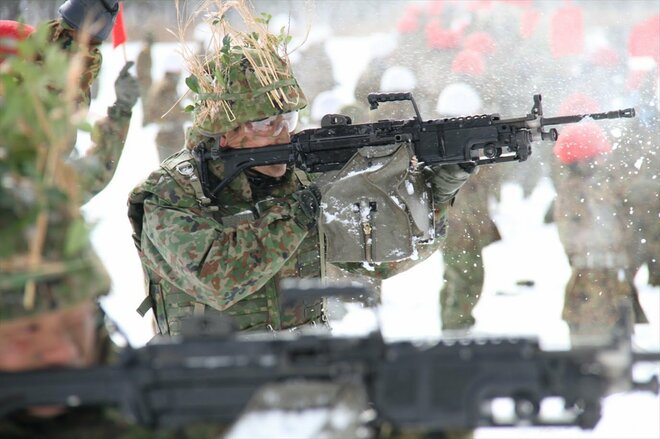 自衛隊がクマ駆除で発砲する可能性・使用条件は? 軍事ジャーナリストが解説する“判断基準”の画像