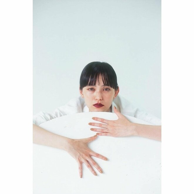 過去に三宅健とデート報道…40歳になった比留川游、超オン眉＆個性派ショートの近影公開「好き勝手に生きていたい」の画像