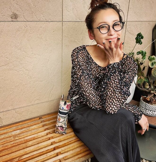 「眉毛無くなりました」西山茉希、“脱色クリームと思ったら脱毛クリーム”…直後の顔面公開に共感続々の画像