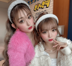 「親の顔が見てみたい」ゆうちゃみ＆ゆいちゃみ姉妹、オフショルニットの肌見せコーデツーショに「可愛いお二人最強」