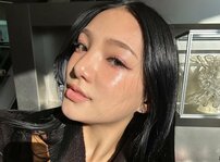 「わぁ〜大きい」元E-girlsメンバー、胸下タトゥー覗くお腹ふっくらショット公開「妊婦さんの姿は神秘的」