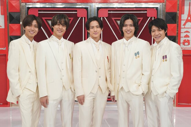 「キンプリ3人脱退」で民放キー局が「なにわ男子全力推し」に“非情”方向転換!!日テレ『24時間テレビ』も！新番組＆入れ替え…露骨プッシュに反発必至!?の画像