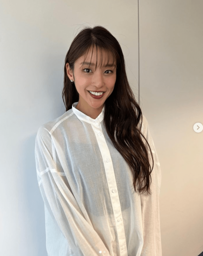 「ナイスバディ最高」岡副麻希、ヘルシー姿でセルフケア！しなやかボディ披露と御殿場移住でライフスタイルに変化もの画像