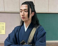 「再現度100点」『呪術廻戦』実写CM出演「綾野剛み」のある“高身長塩顔イケメン”が大沸騰