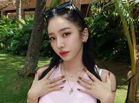 三代目JSBメンバーの元パートナー・MEGBABY、ブランド終了報告＆意味深投稿「あの出来事が大きな転機」