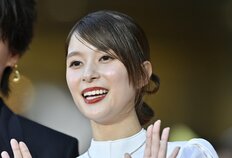 芳根京子、スラリ脚際立つ黒ドレス姿に「イメージ超える!!」絶賛続々　一変した姿で臨む『めおと日和』続編にも期待