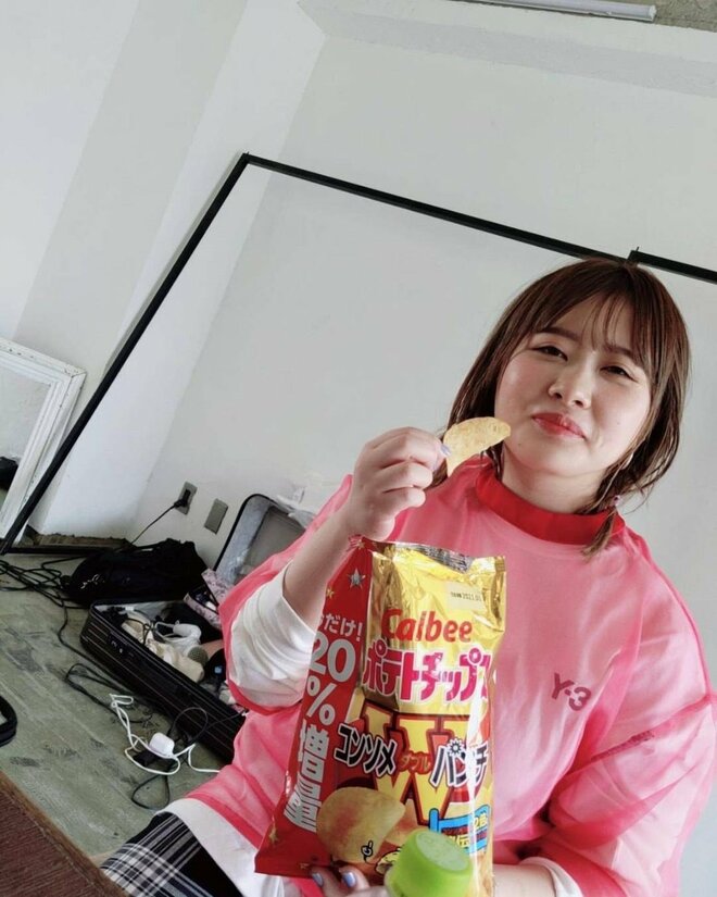 えみりん IAHYcXDdf43mexTY.jpg