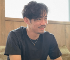 「若返ってます」高橋大輔“37歳の肉体美”あらわなバースデーショットに反響！「素晴らしい筋肉」「今が1番カッコいい」