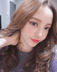 「会いたいよ」“KARA復活”のウラで…逝去のク・ハラさん、32回目の誕生日 “生前最後の投稿”にメッセージ途切れず「いい夢を、美しいハラ」