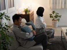 「夫の妹が怖いんです」80代の両親に毎月10万円の“子育て支援金”をねだる義妹。50代妻が介護前離婚を意識した“ひと言”
