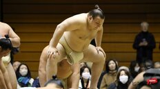 「外国人の入門は断るつもりだったけど…」ウクライナ発“最強大関” 安青錦を育てた安治川親方インタビュー【前編】