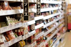 年金目減り、光熱費増、株価は上昇…令和7年「庶民の暮らし」はこうなる