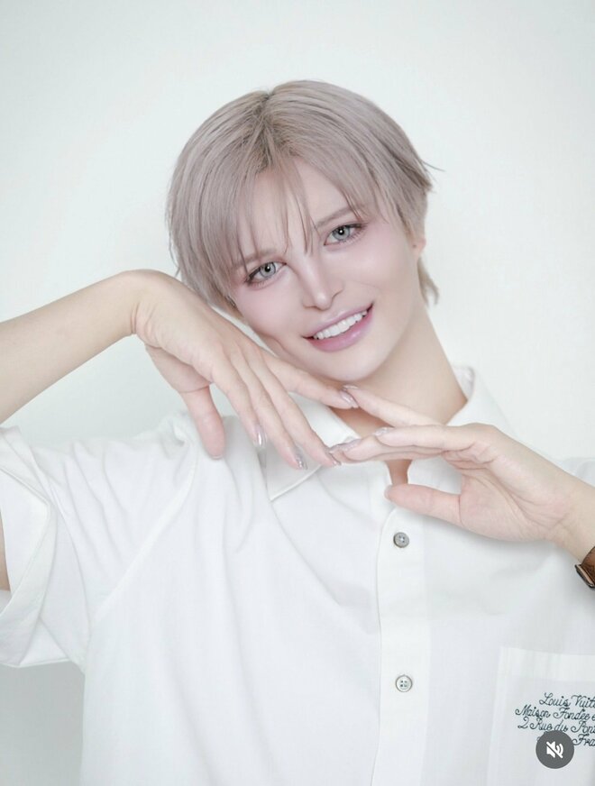 激やせMatt「1か月半で－20kg」体重告白に嵐・櫻井翔も仰天　「足が超長い」テレビ出演での近影公開に驚きの声の画像