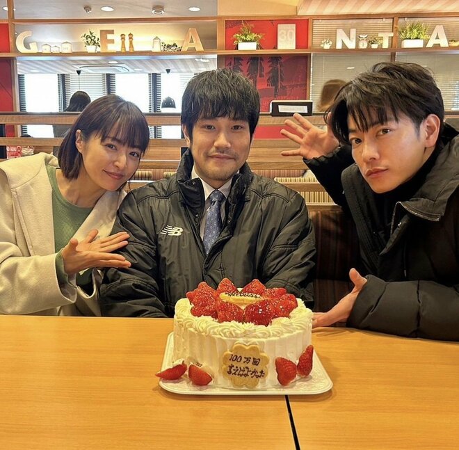 「“ロス”確実な2023年冬ドラマ」ランキング！NHKに負けた井上真央＆佐藤健『100万回言えばよかった』、広瀬すず＆キンプリ永瀬廉『夕暮れに、手をつなぐ』は演者に賞賛の声【第4位以下】の画像