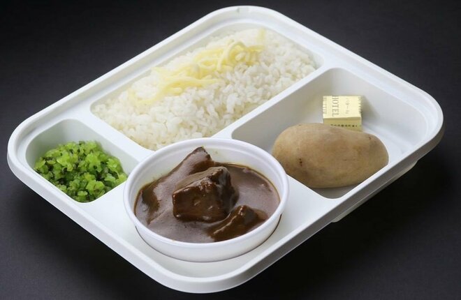 『第1回 日本ロケ弁大賞』大賞はSnowMan佐久間大介も推す「カレー」“1000円の壁”も元テレ朝プロデューサーが明かすロケ弁裏事情の画像