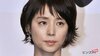 石田ゆり子・56歳、大開脚の股割りストレッチ姿が沸騰「美の秘訣はこれなんですね」の “筋トレ愛”が止まらぬワケ 