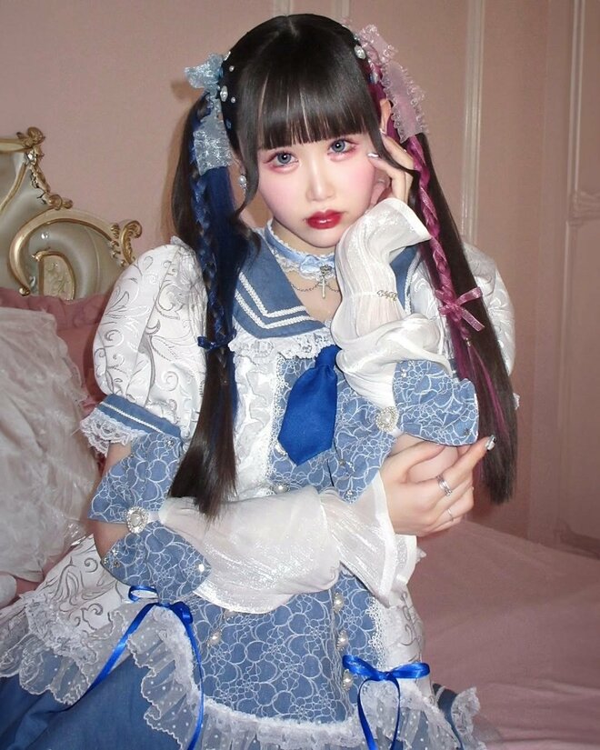 「心身共に崩壊して」パートナーの浮気・妊娠スキャンダルのゆりにゃ、背骨が浮き出る激痩せ姿を公開の画像