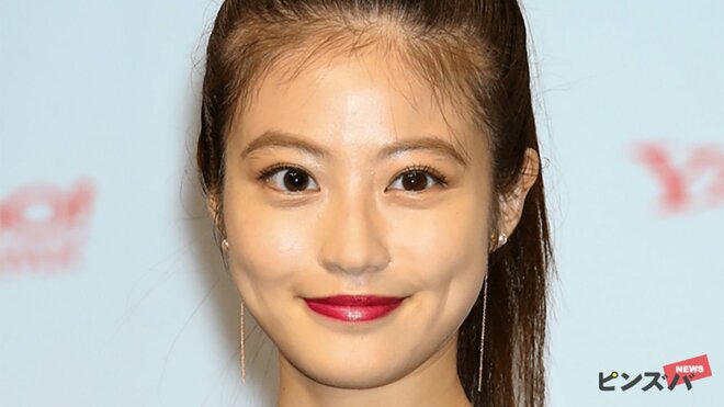「ほっぺがほっそり」今田美桜、最新テレビ出演のぴったりワンピ姿に驚き　CM起用16社の超売れっ子の画像