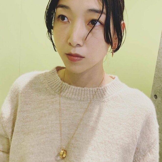 「みた瞬間ドキッと」安藤サクラ、胸元切れ込みワンピで大胆肌見せ『GINZA』表紙を自らプッシュの画像