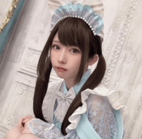 「どんなつながり!?」えなこ、人気YouTuberら意外なメンツとのディズニー3ショットに驚きの声！「謎メンすぎるww」