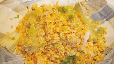 契約農家直送の減農薬栽培米で作る“海老・レタス入り炒飯”　東京・神楽坂の上質な一皿
