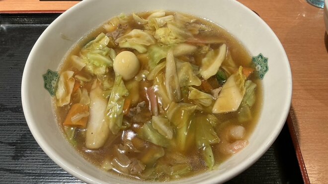 具だくさんで健康にも良い日高屋の『五目あんかけラーメン』