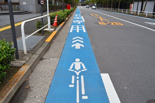 「知らなかった自転車ルール」ランキング、“歩道では徐行”を抑えた26年厳格化で“反則金5000円”の行為は【トップ3】の画像