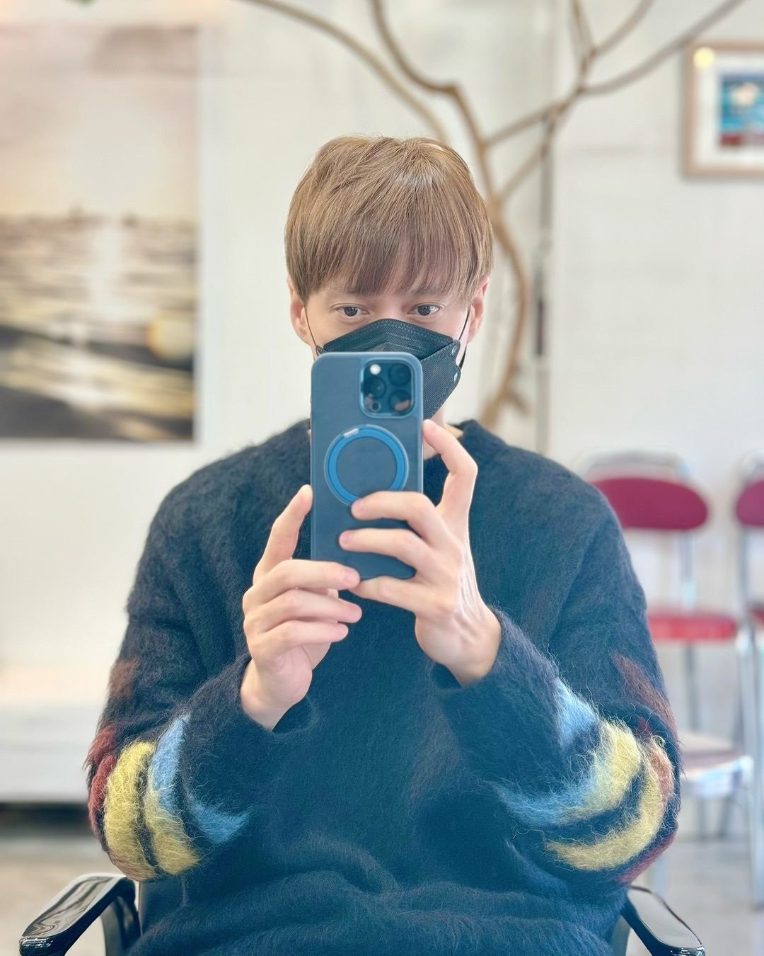 「ズルいほどにカッコいいですわ」神田沙也加さんの元夫・村田充、暗髪イメチェン姿が爆イケ!「シュッとしたわんちゃん」|概要|ニュース|ピンズバNEWS