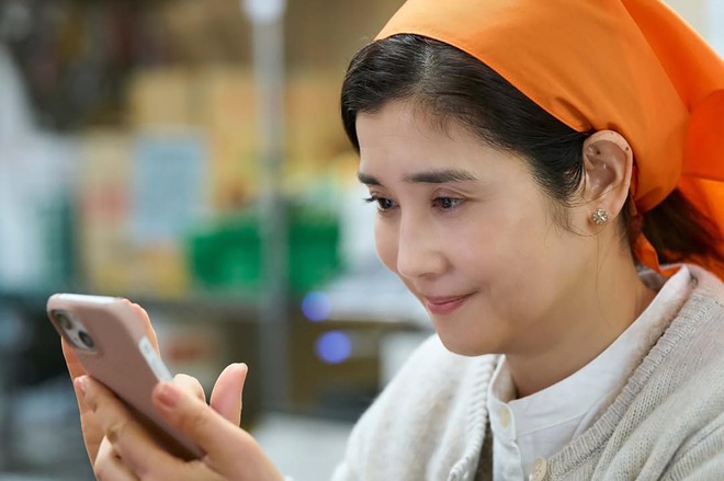 日テレドラマ『鬼女の棲む家』ヒットの鍵は『子宮恋愛』と同じ“バズりの手法”　主演・石田ひかりの“常軌を逸した笑顔”が狙うものの画像