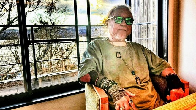 【余命1か月報道から2か月】テレンス・リーが明かす「本当の症状」とハイボールを飲みながら取材に答えるワケ《直撃インタビュー「前編」》の画像