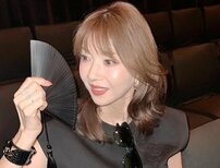 「どっかのアイドルかと」君島十和子・59歳、20代長女・次女との美の競演ショット「三姉妹にしか見えない」の声も