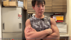 ショートスリーパー堀大輔氏が愛用するタンクトップの商品在庫に“異変”、「ネタ服化」集まる賛否を販売元のワコールに直撃