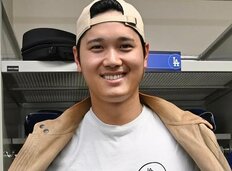 「水もしたたるいいデコピン」大谷翔平がオフ日に粋なはからい 愛犬の激カワ最新ショットに反響「供給ありがてえ」