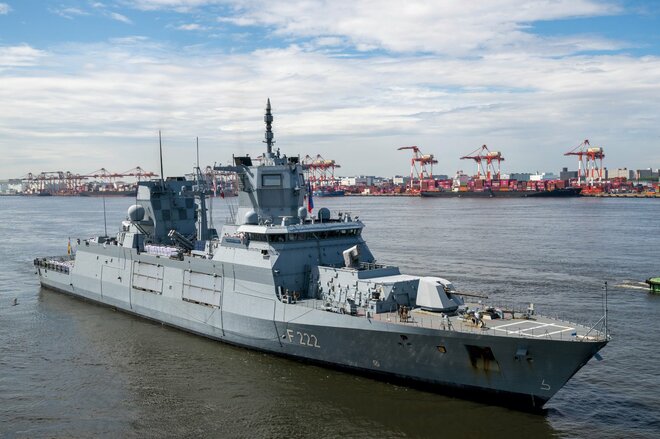 【世界の軍隊  “超”装備図鑑】多用途フリゲート　バーデン・ヴェルテンブルグ級（ドイツ）編　軍事フォトジャーナリストが解説の画像