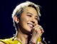 「芸術作品」「歳をとらないの？」BIGBANG・G-DRAGON、沸騰した『シャネル』の斬新スカートふうコーデ